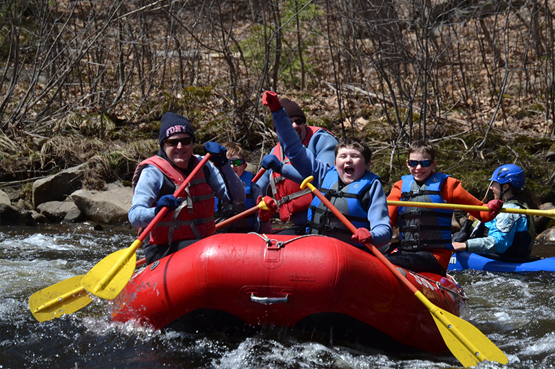 The Myriad Advantages to Booking a Spring Whitewater Rafting Trip